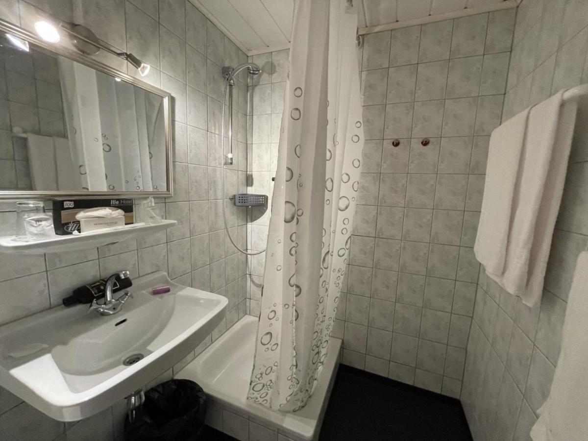 Astoria Hotel Bad Wildstein Трабен-Трарбах Екстер'єр фото